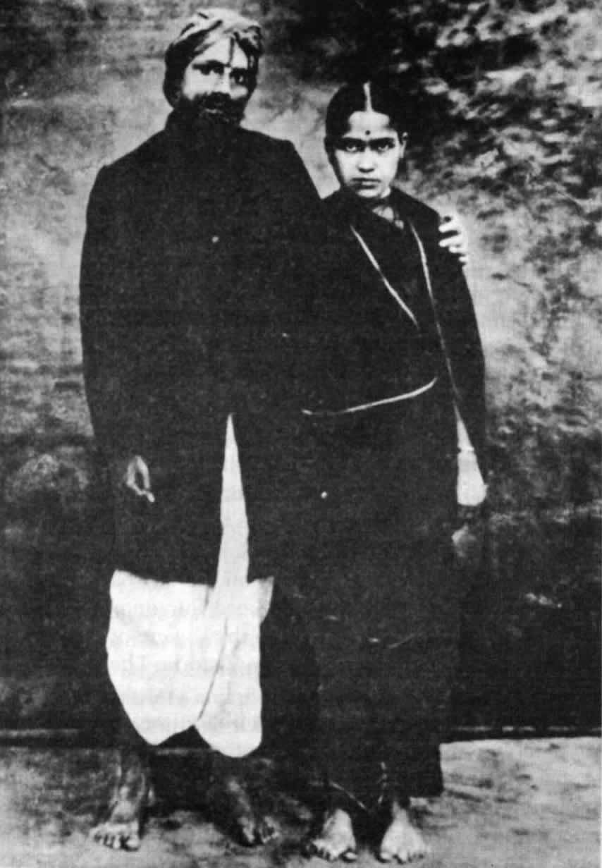 Prologue 24 - 0007-1.jpg